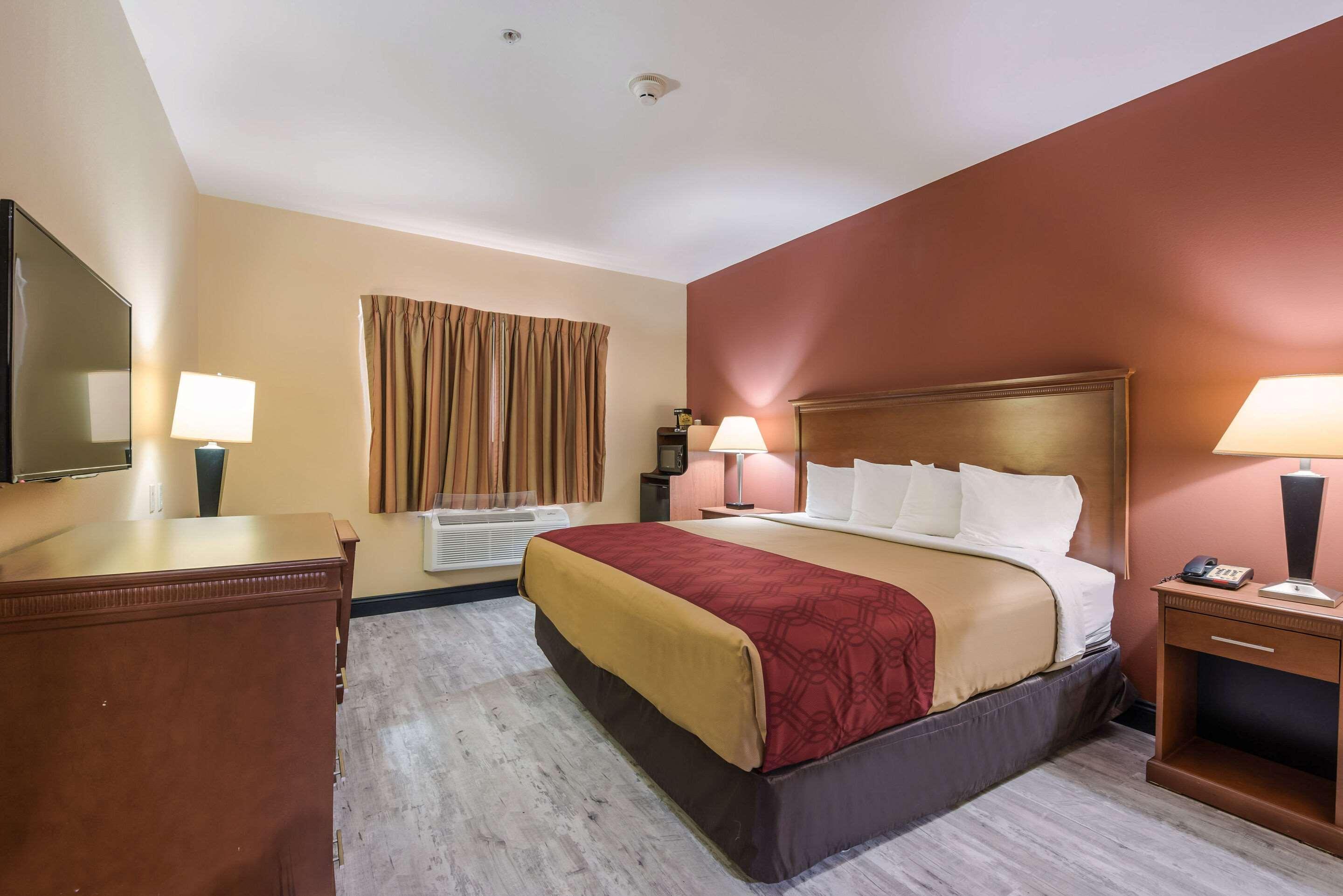 Econo Lodge Inn & Suites Little Rock Sw Dış mekan fotoğraf