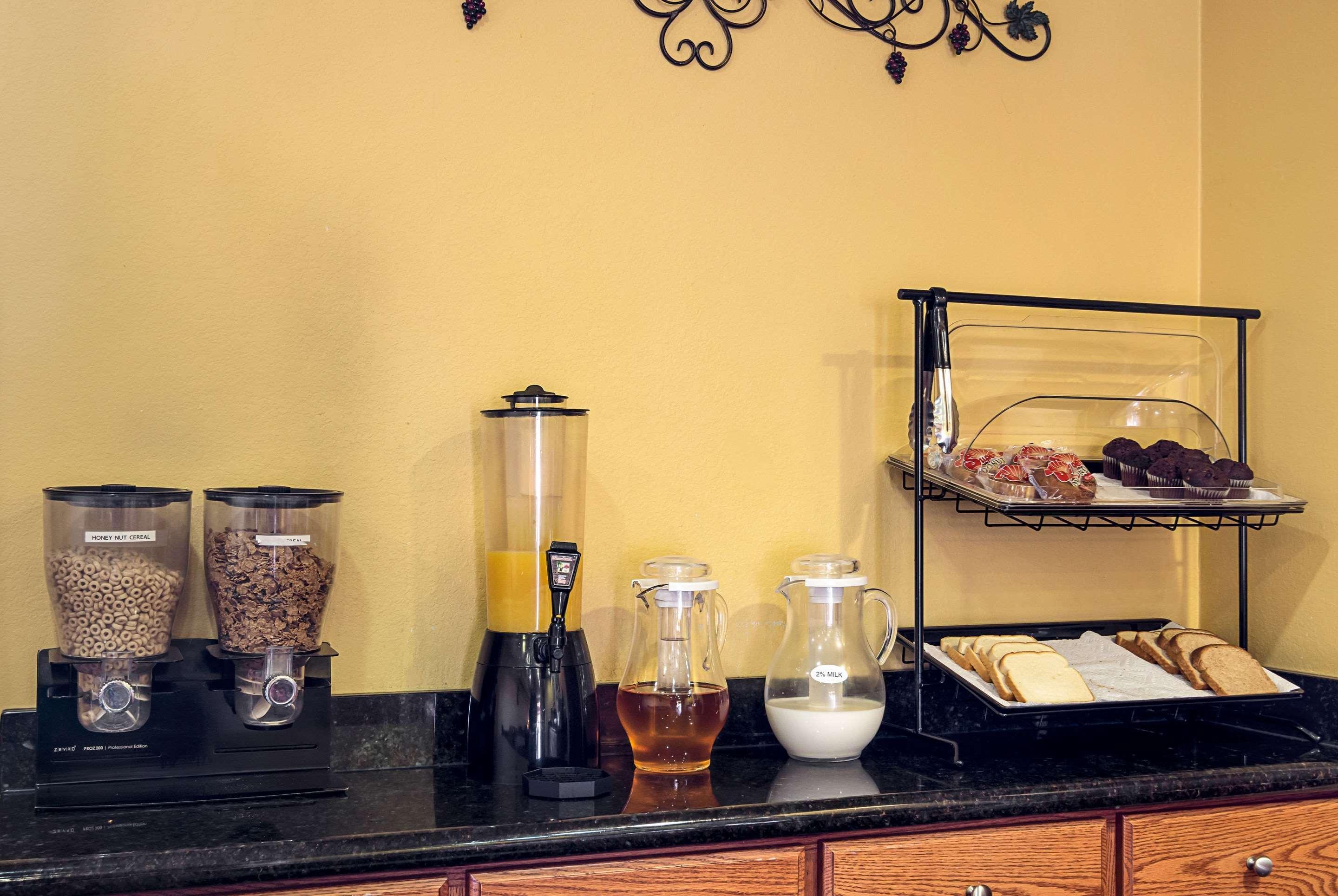 Econo Lodge Inn & Suites Little Rock Sw Dış mekan fotoğraf